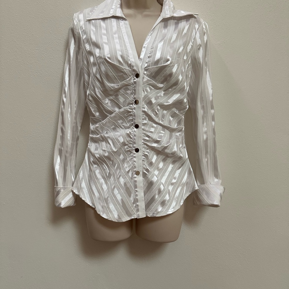Cache White Satin-Stripe Fitted Button-Down Shirt